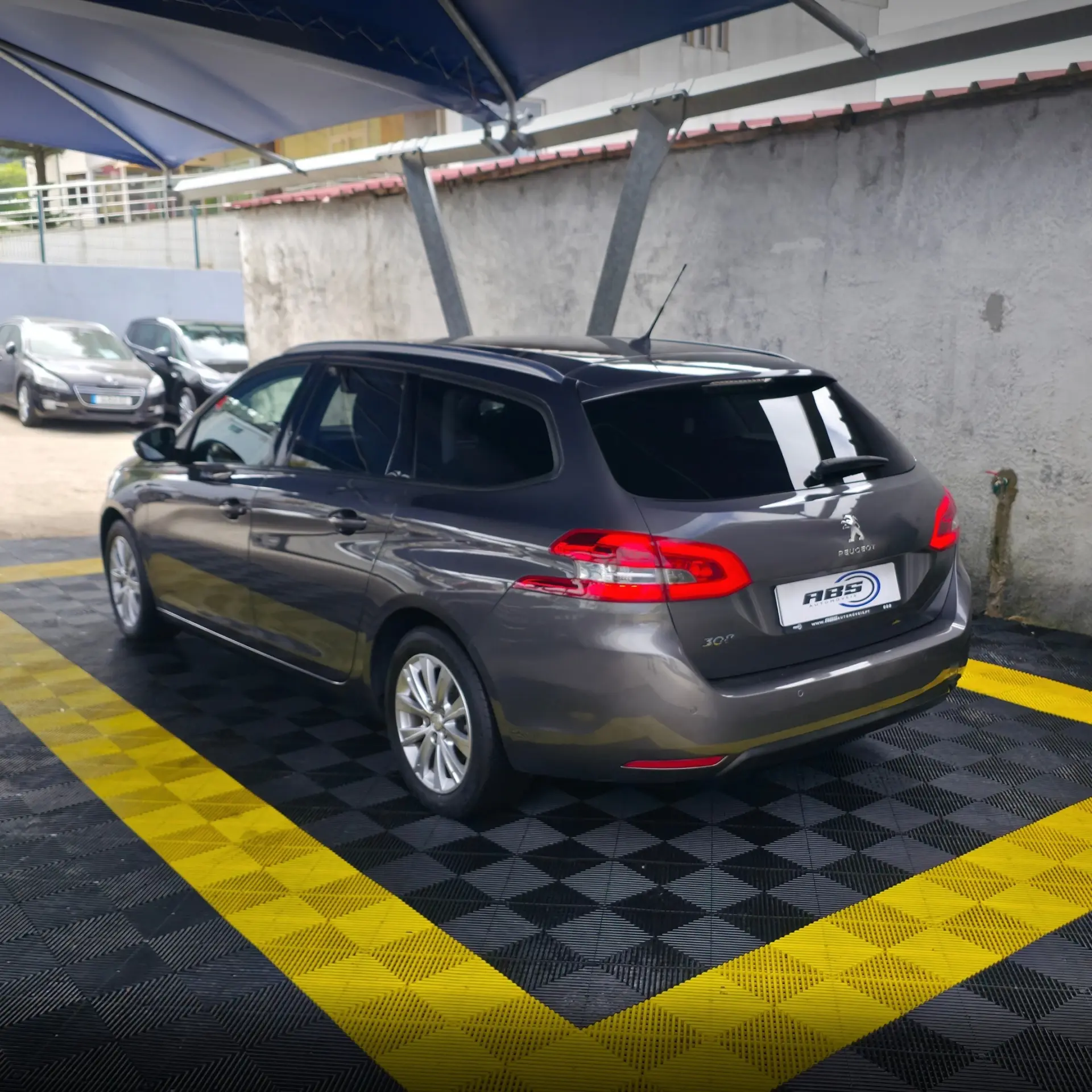 Peugeot 308 SW 1.5 BlueHDi Style 4