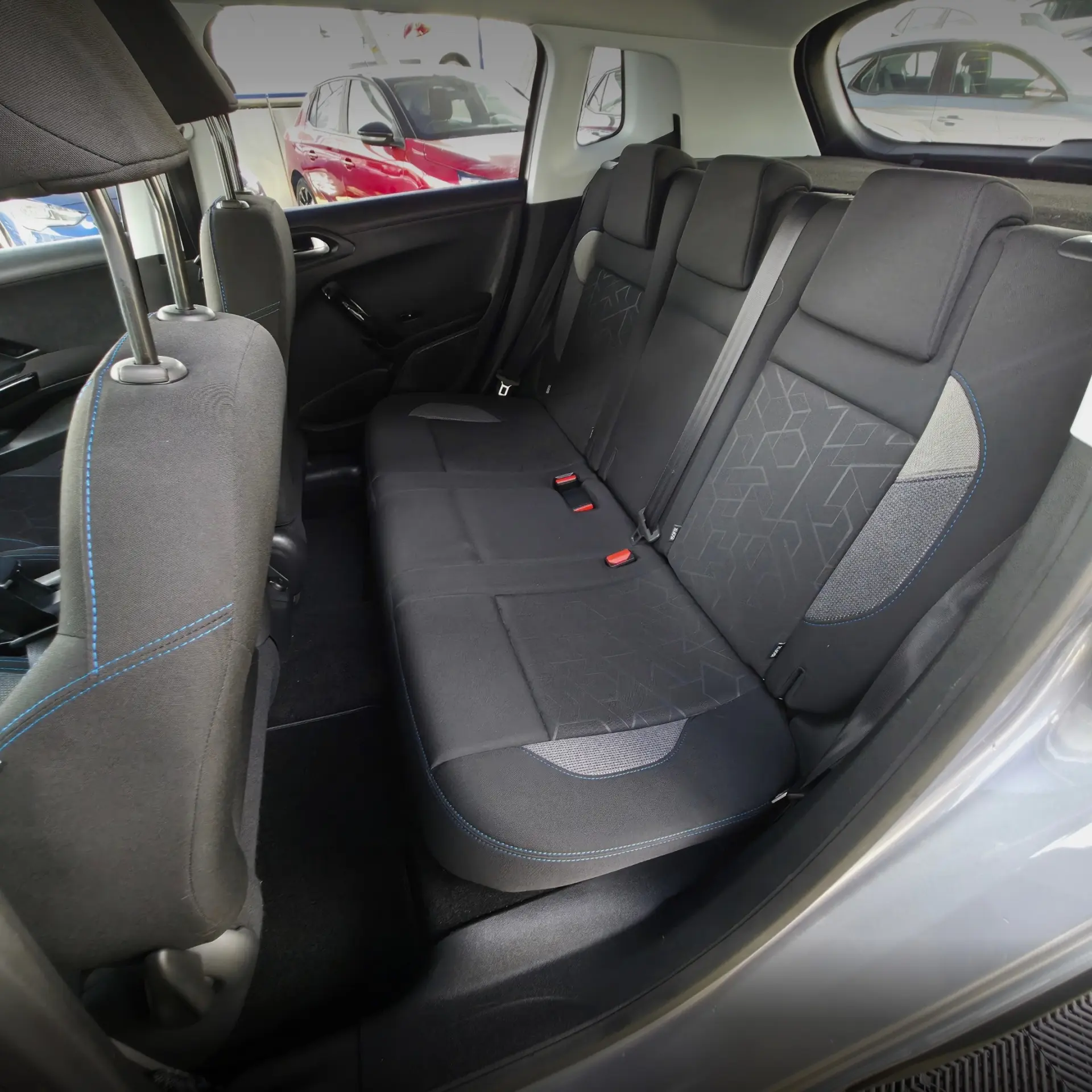 Peugeot 2008 1.2 PureTech Signature 20