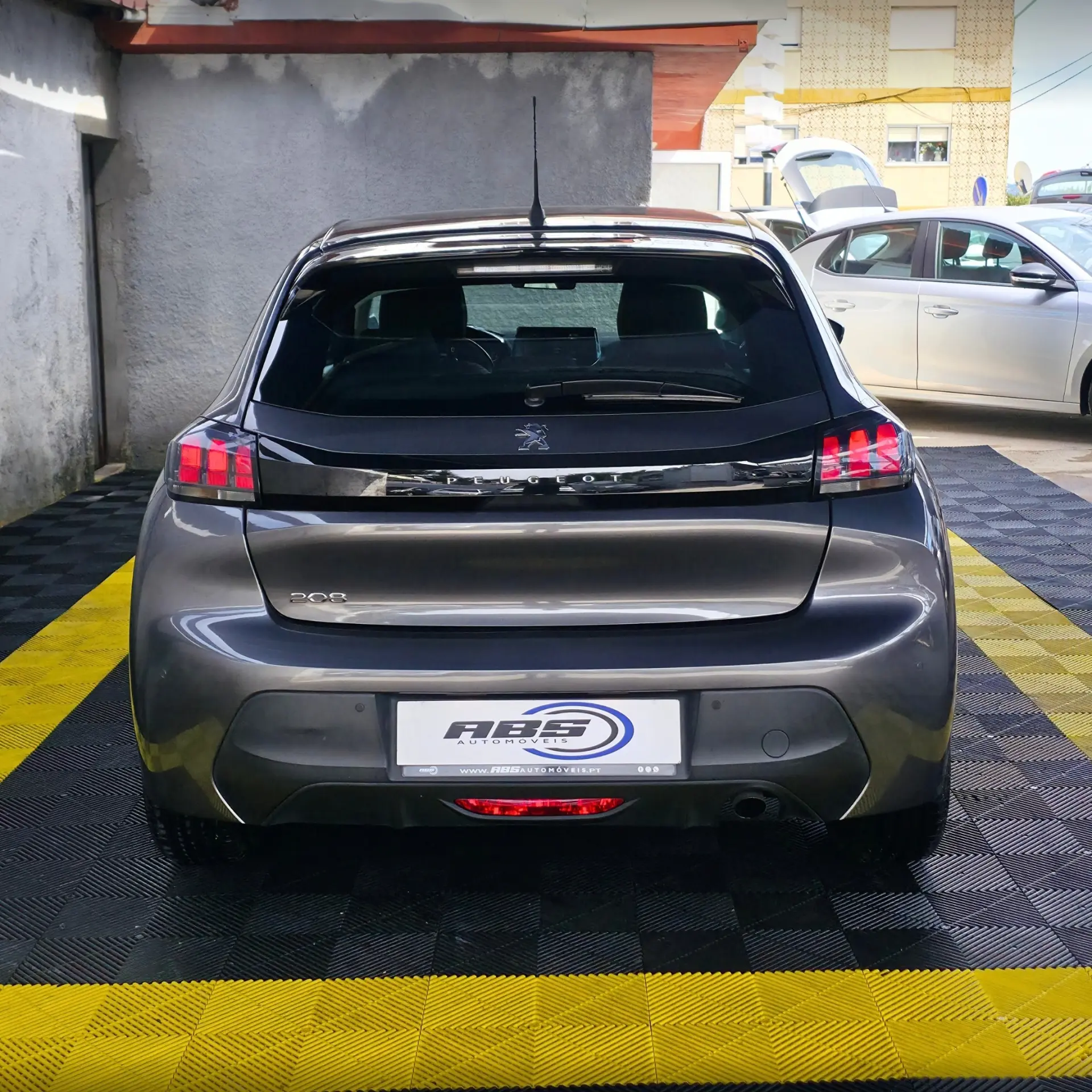 Peugeot 208 1.6 BlueHDi Active 6
