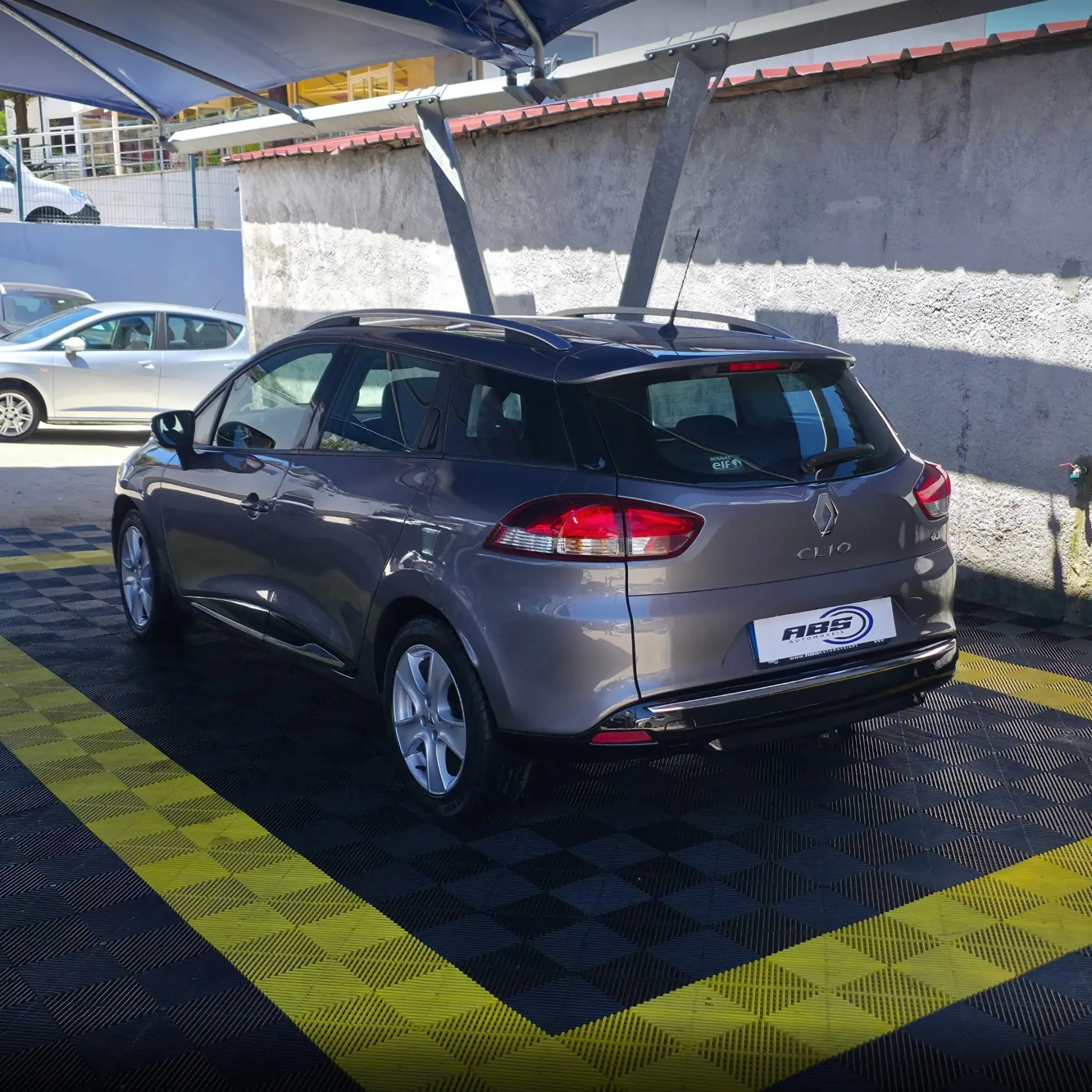 Renault Clio 1.5 dCi Limited 4