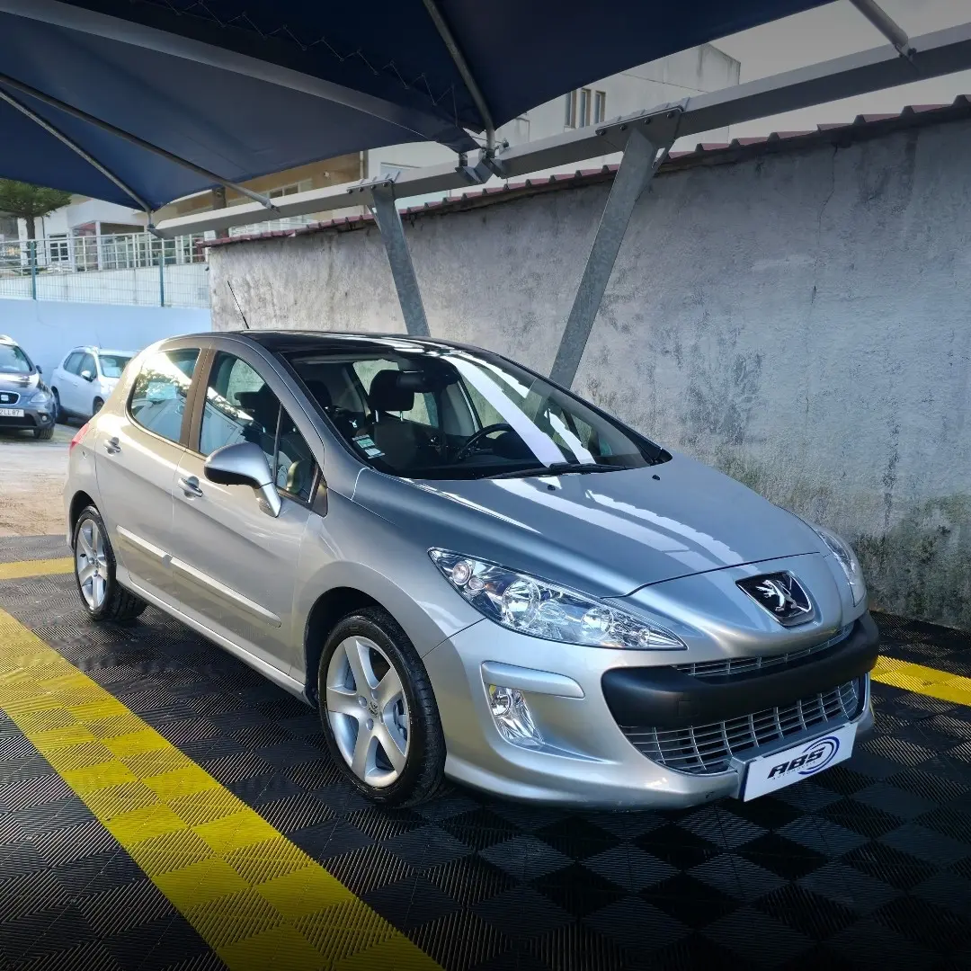 Peugeot 308 1.6 HDi Executive CMP6 3