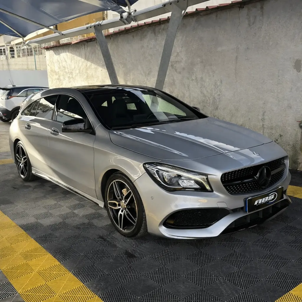 Mercedes-Benz CLA 200 d Shooting Brake AMG Line Aut. 3