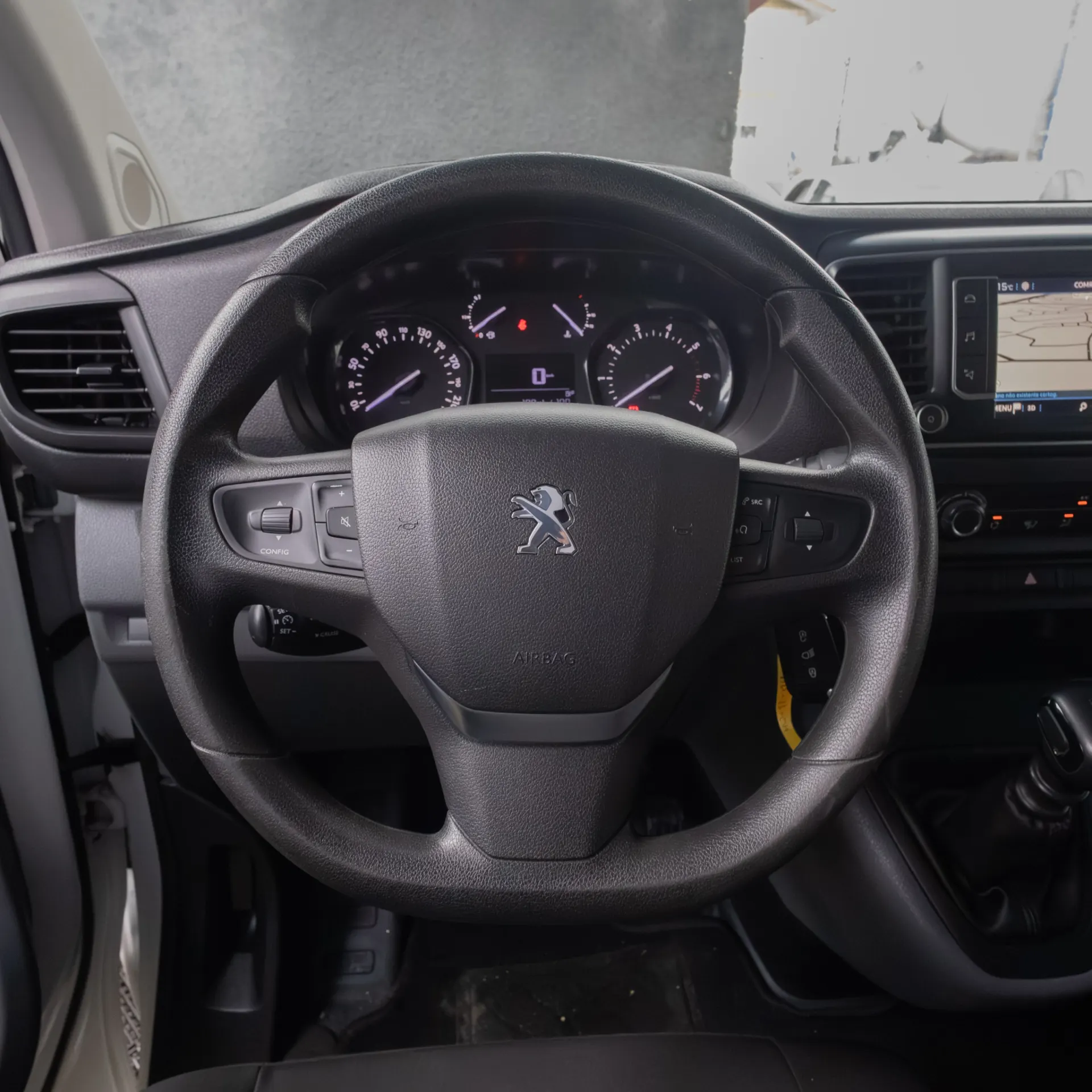 Peugeot Traveller 1.5 BlueHDi 9Lug - Long 17