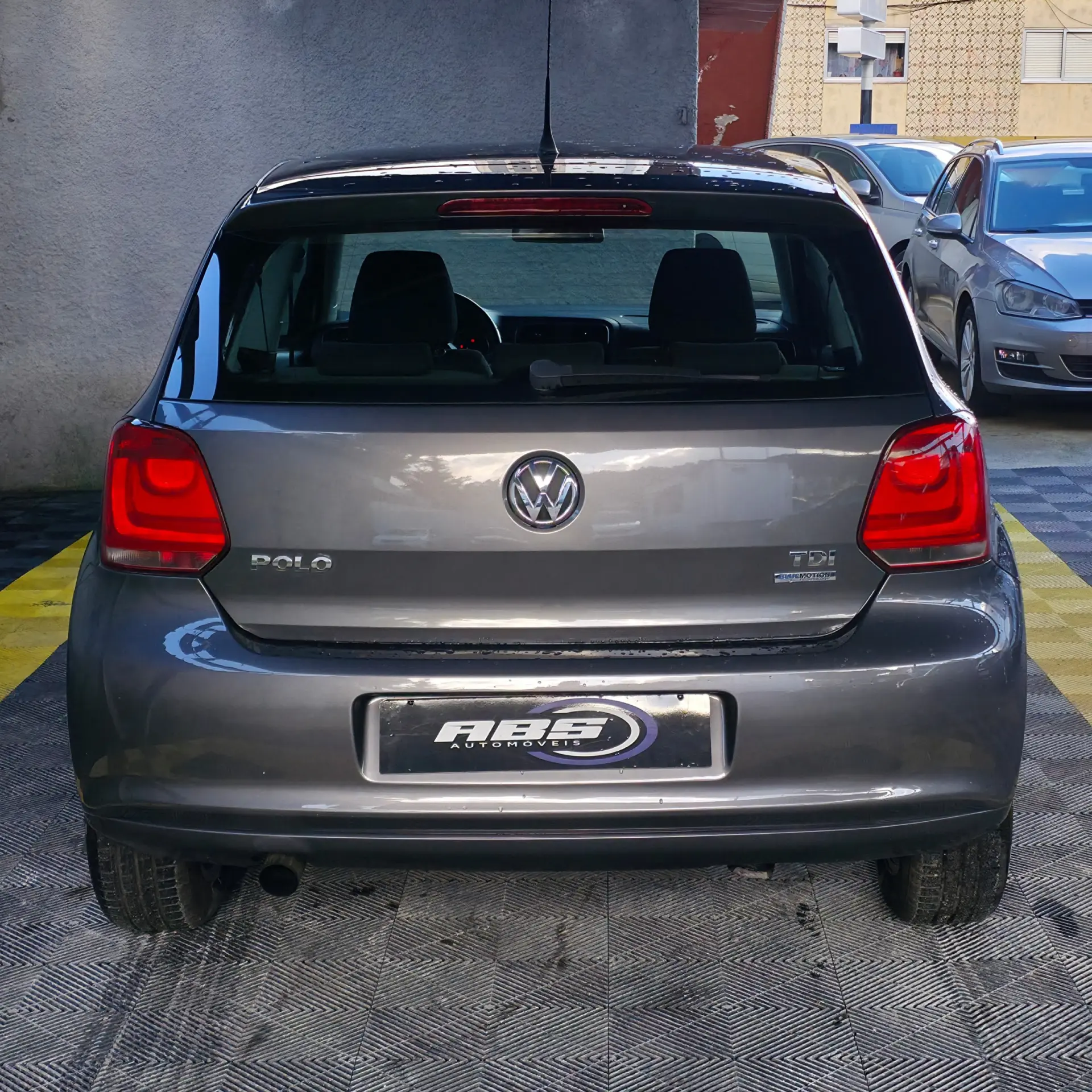 Volkswagen Polo 1.6 TDI Highline 6