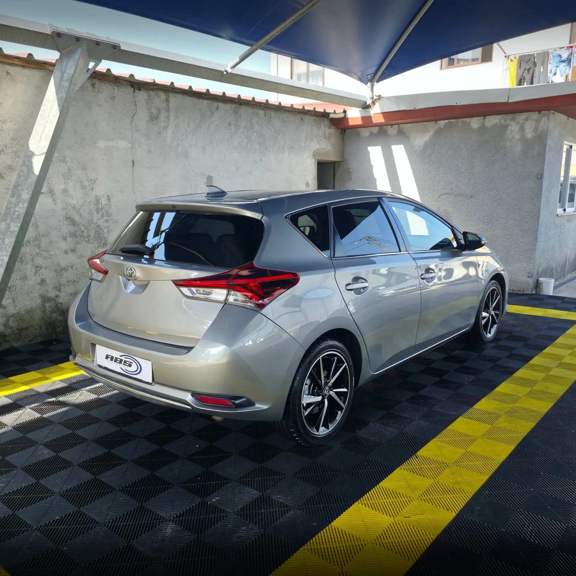 Toyota Auris 1.4 D-4D Com. +P.Sport+Navi 2