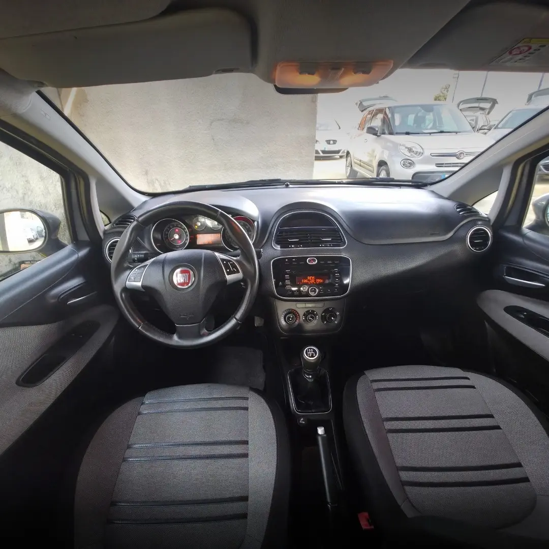 Fiat Punto Evo 1.4 Dynamic Style 8