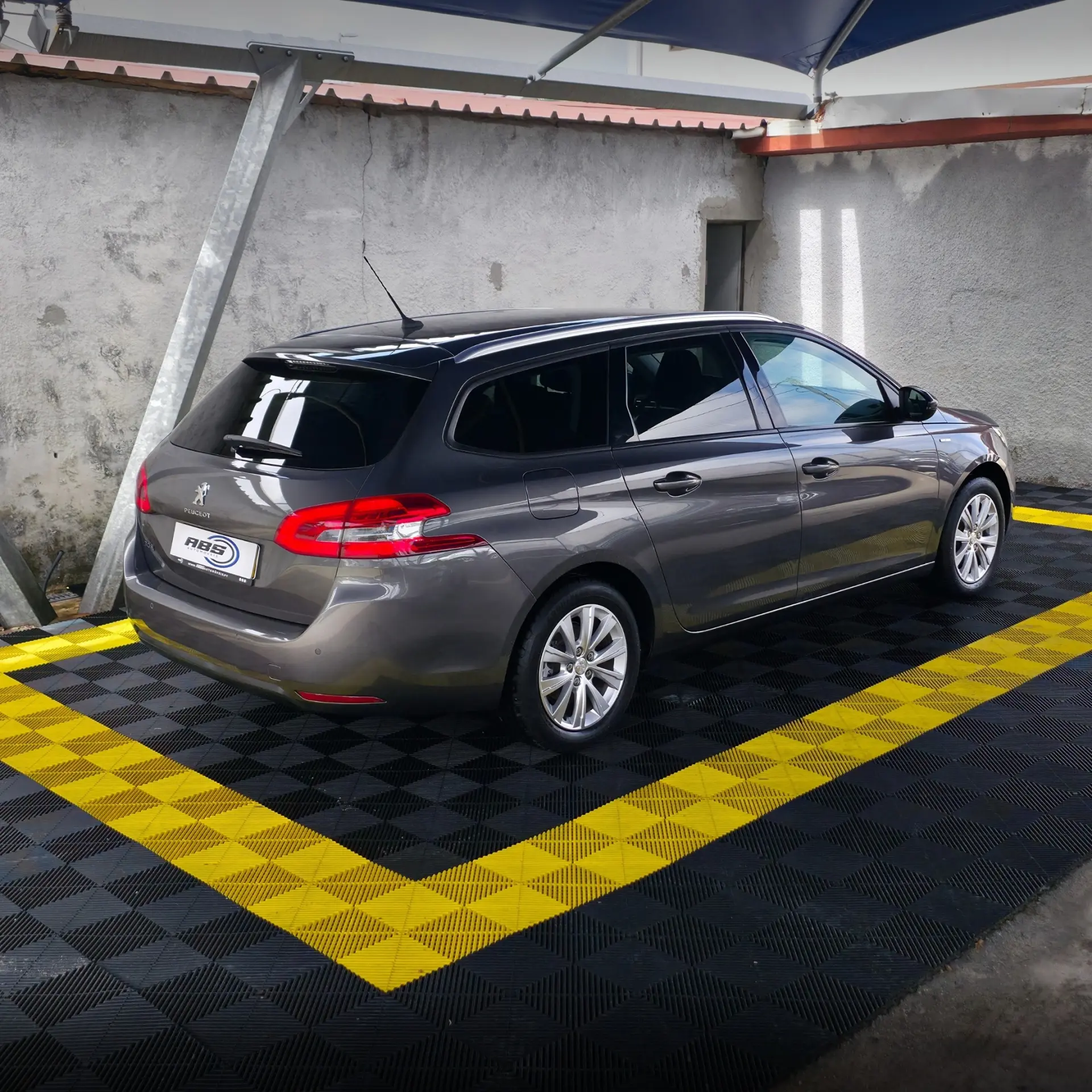 Peugeot 308 SW 1.5 BlueHDi Style 2