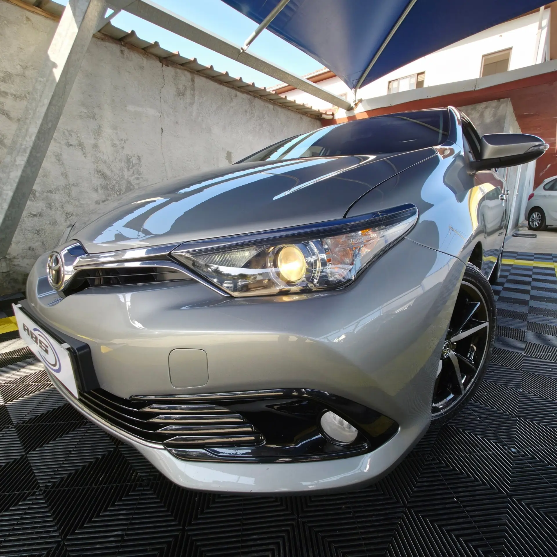 Toyota Auris 1.4 D-4D Com. +P.Sport+Navi 6