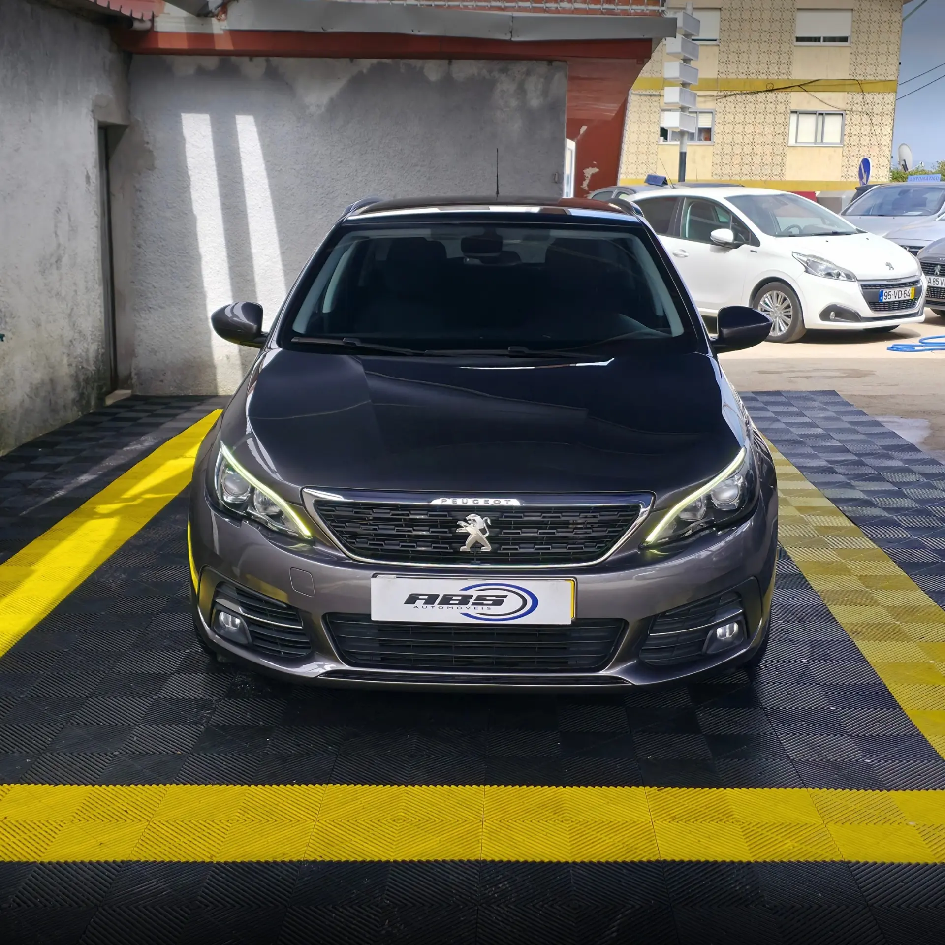 Peugeot 308 SW 1.5 BlueHDi Style 5