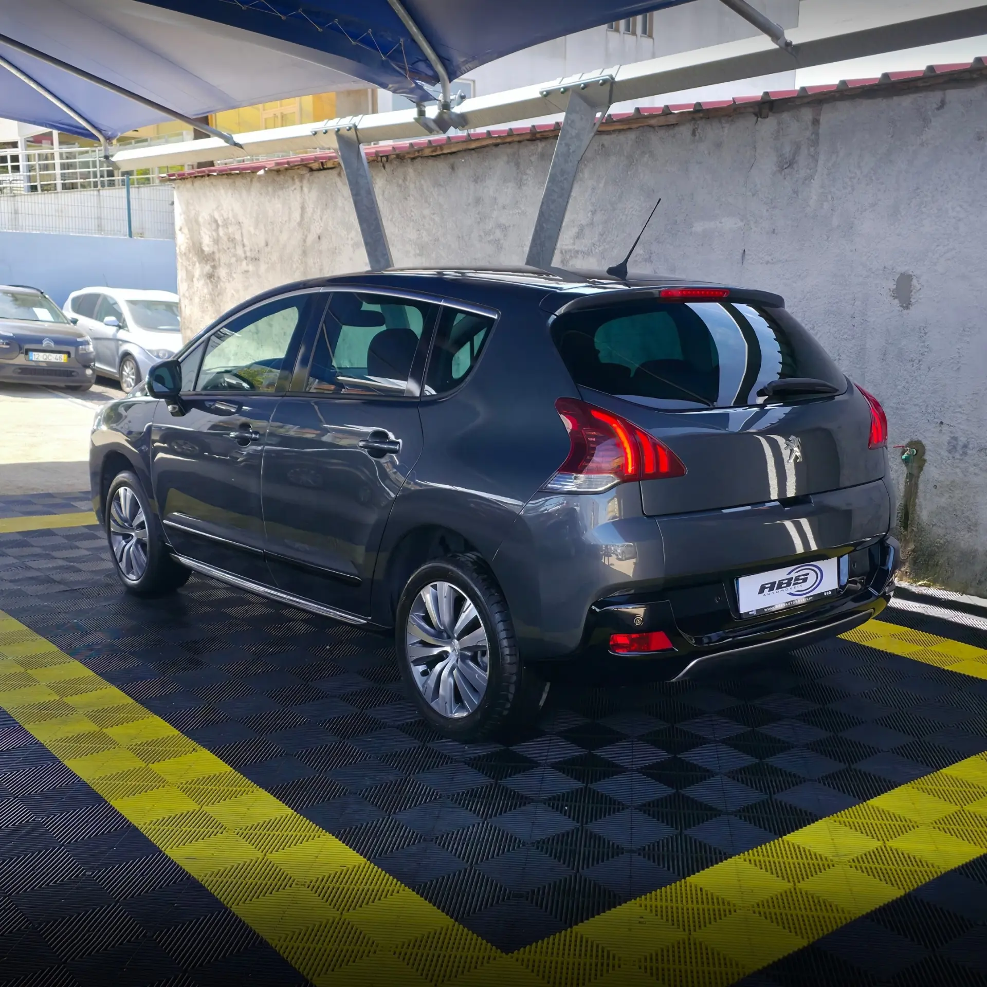 Peugeot 3008 1.6 BlueHDi Style 4
