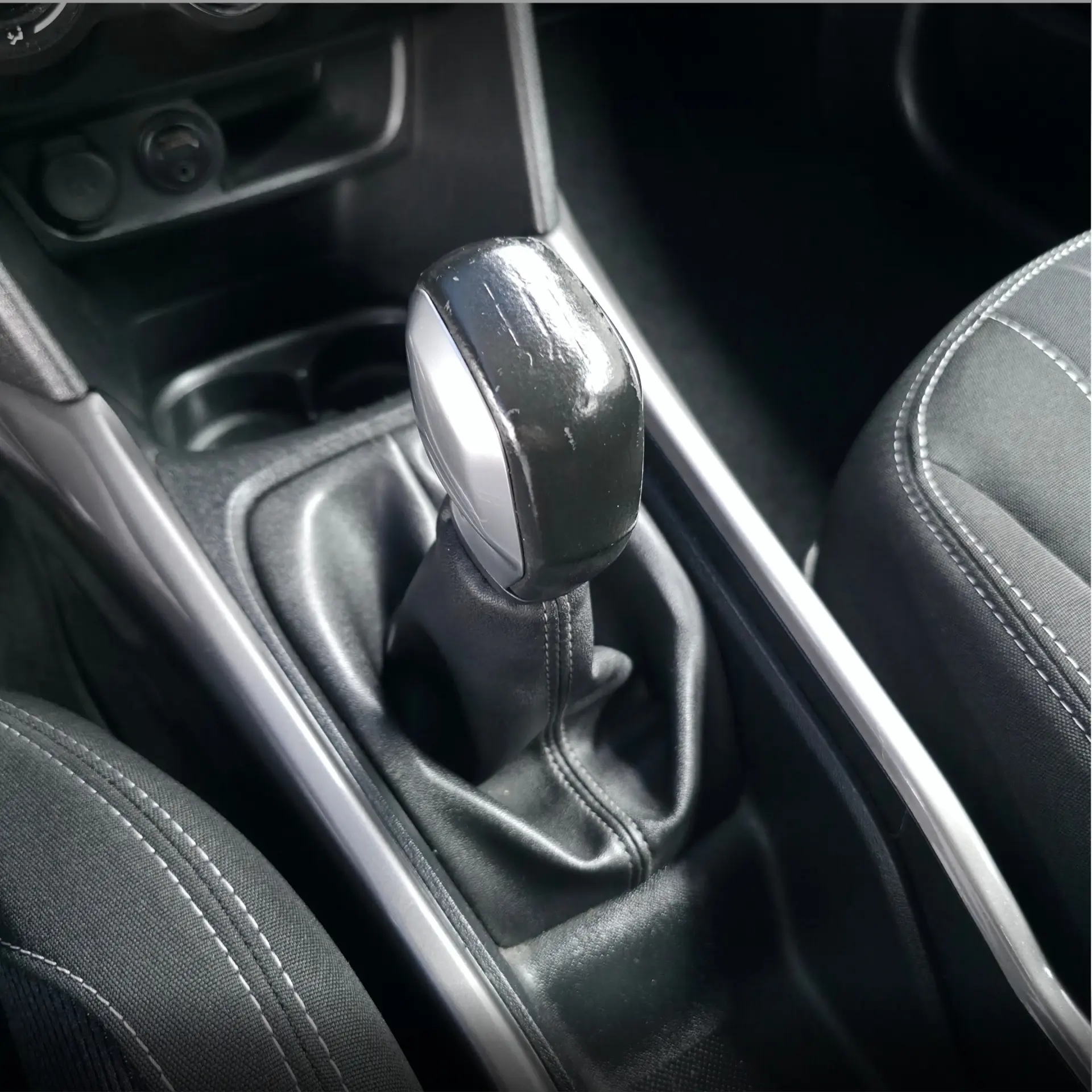 Peugeot 2008 1.2 PureTech Allure 19