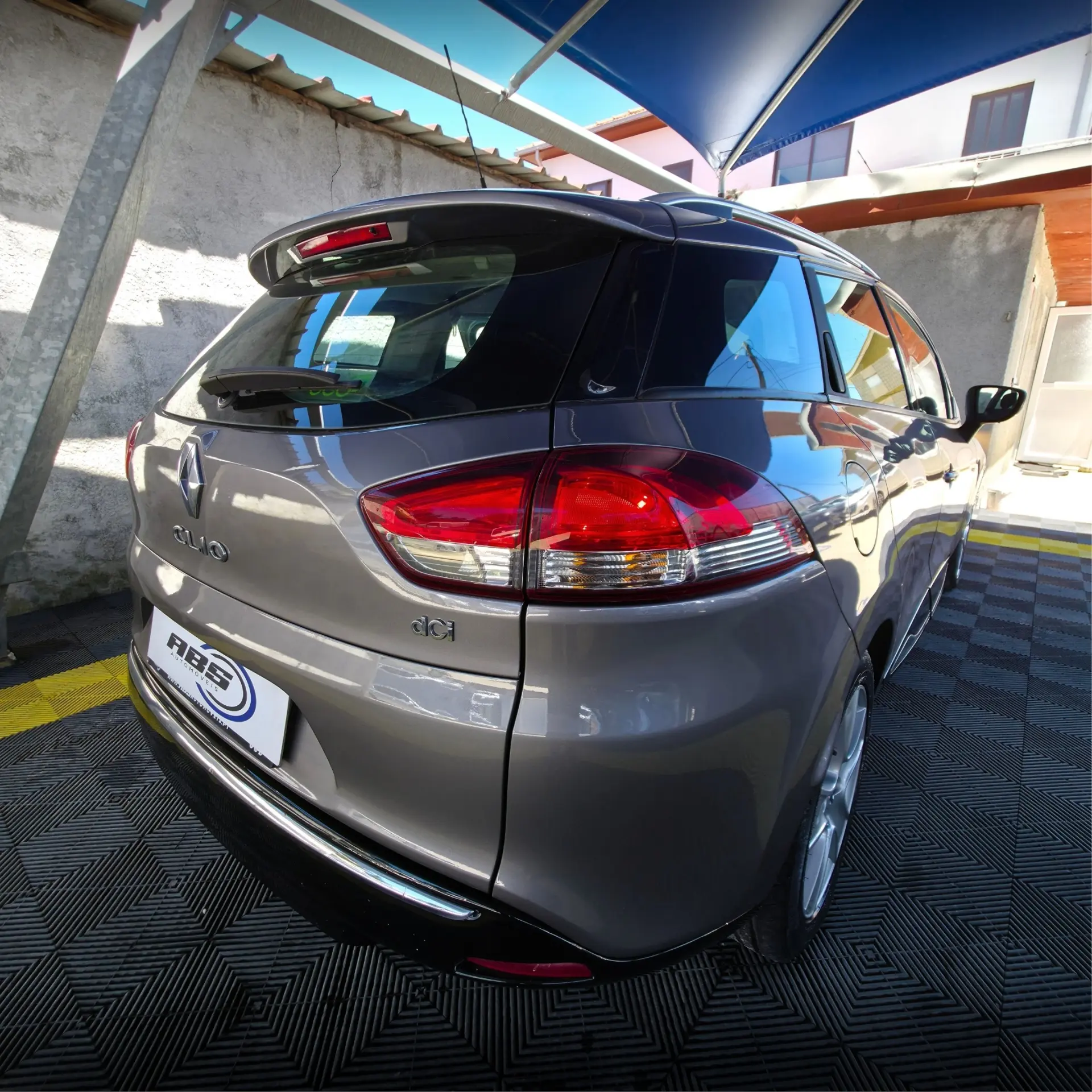 Renault Clio 1.5 dCi Limited 6