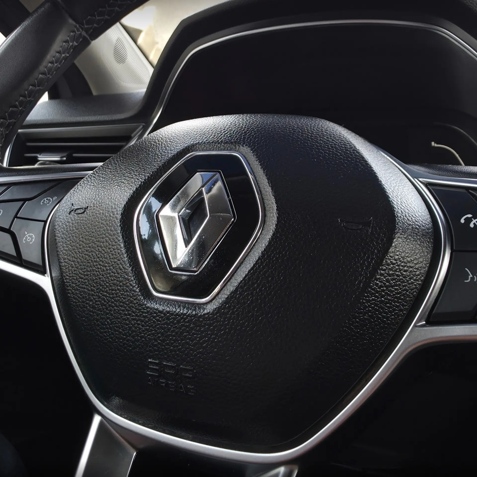 Renault Captur 1.0 TCe Intens 24