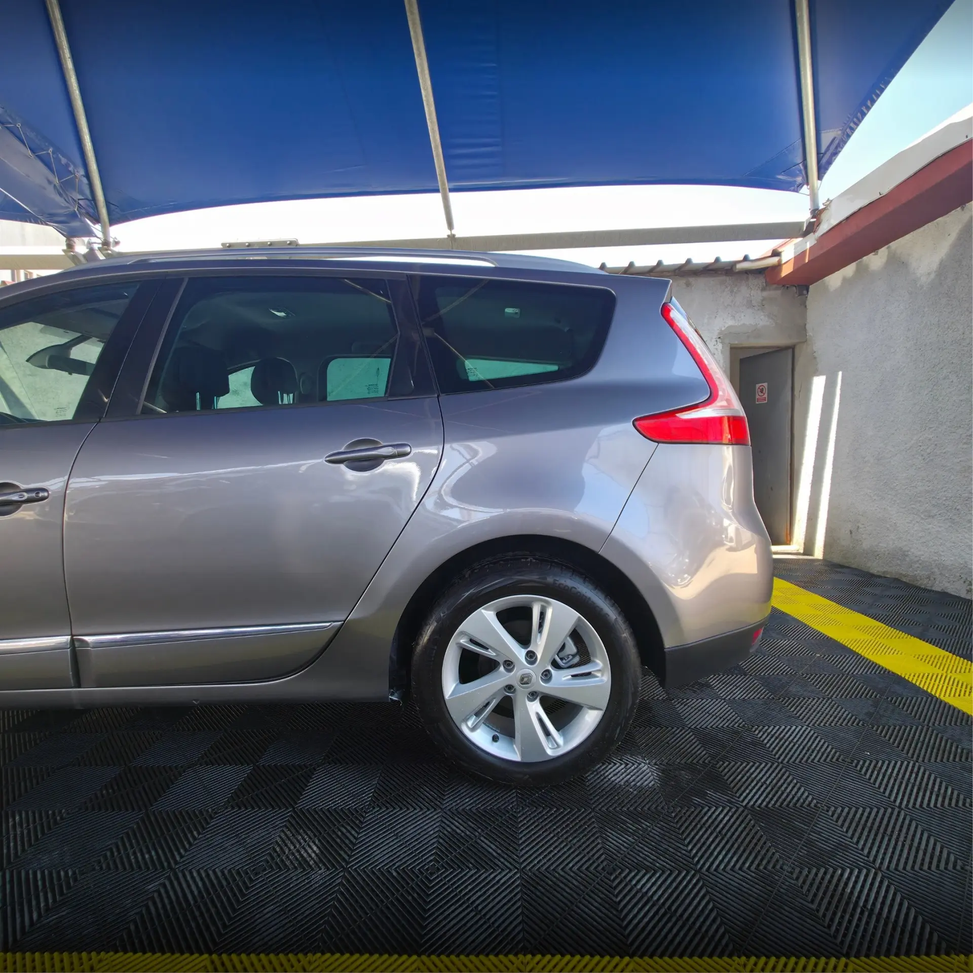 Renault Grand Scénic 1.5 dCi Dynamique S 7L 10