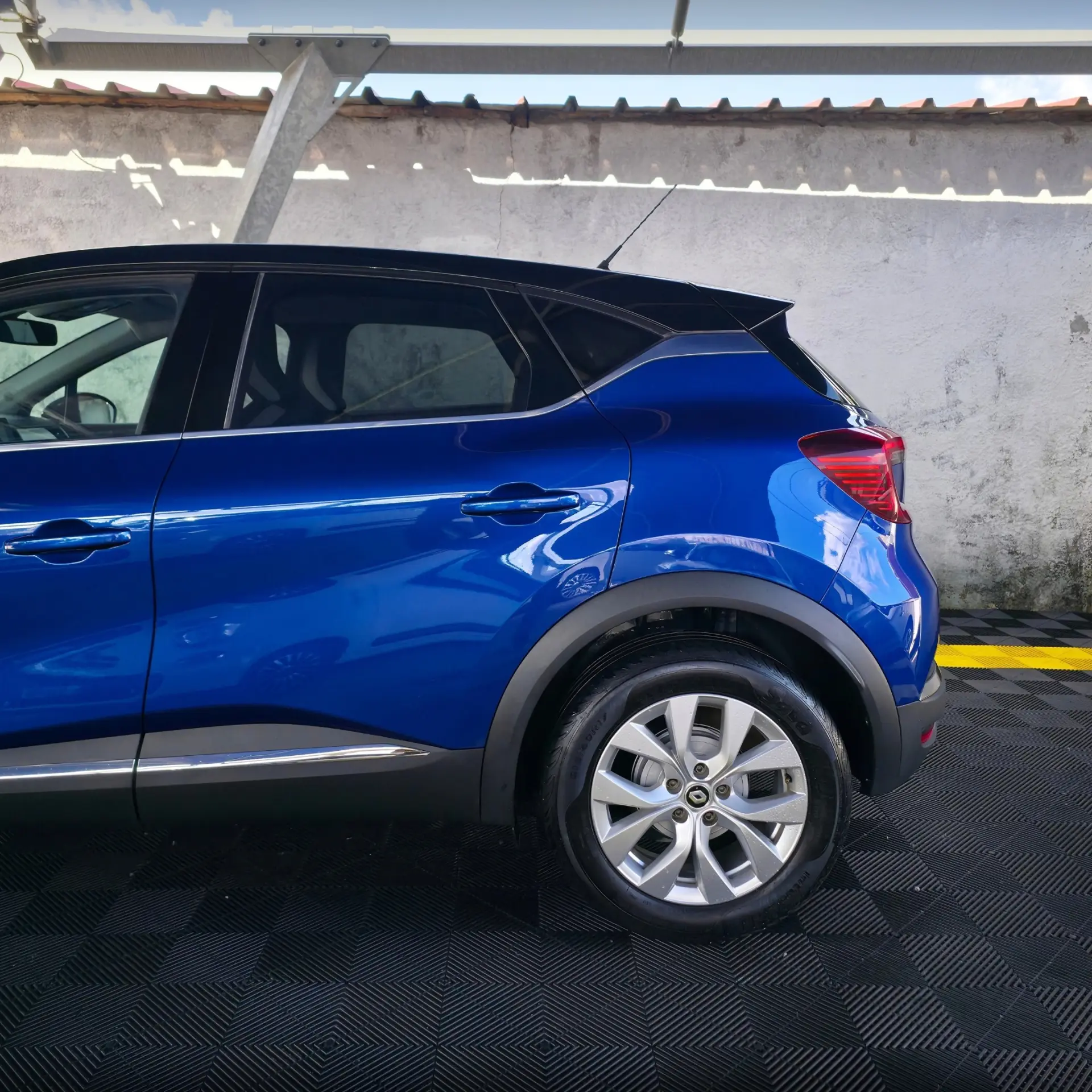 Renault Captur 1.0 TCe Intens 13