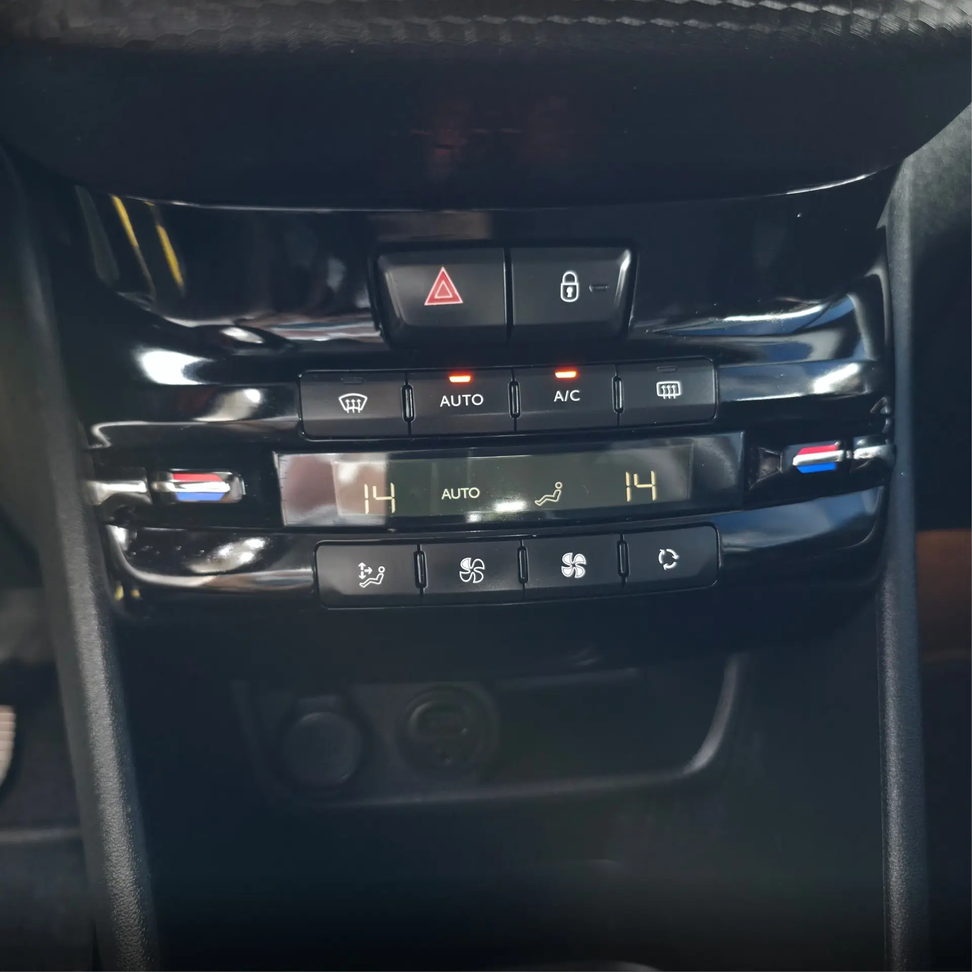 Peugeot 2008 1.2 PureTech Style 18