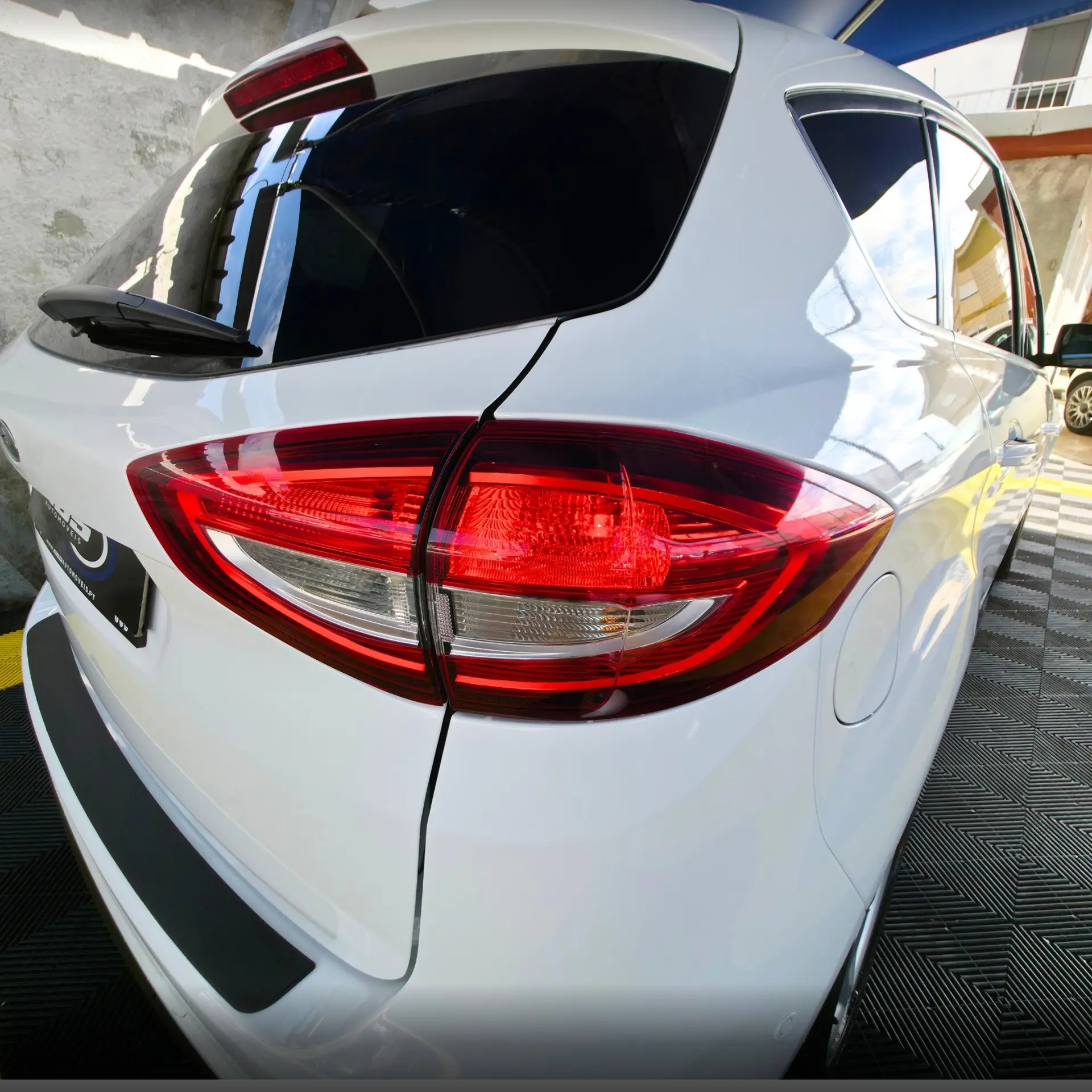 Ford C-Max 1.5 TDCi Titanium S/S 10