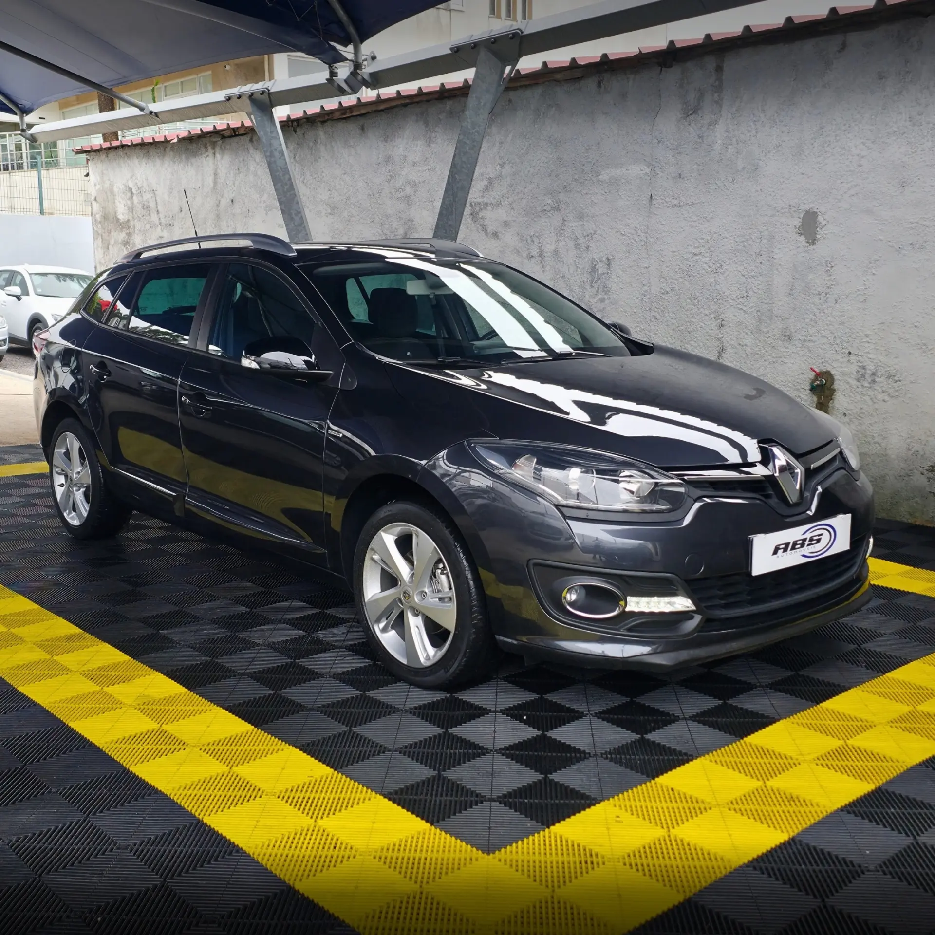 Renault Mégane Sport Tourer ENERGY TCe 115 Start & Stop Bose Edition 3