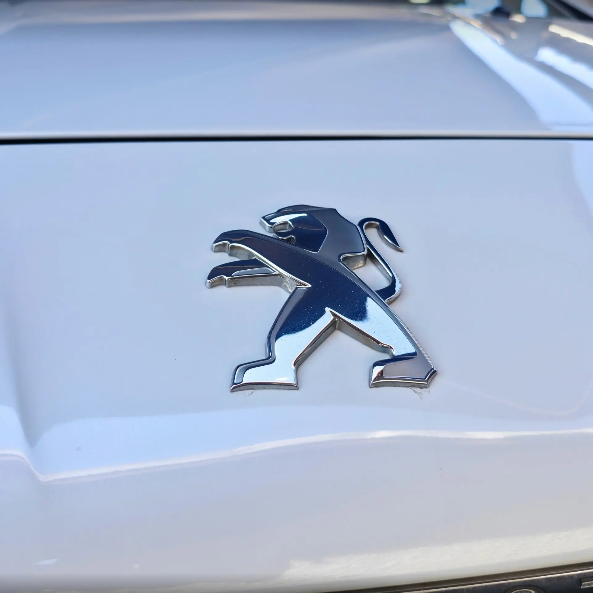 Peugeot 3008 2.0 HDi Hybrid4 85g 10