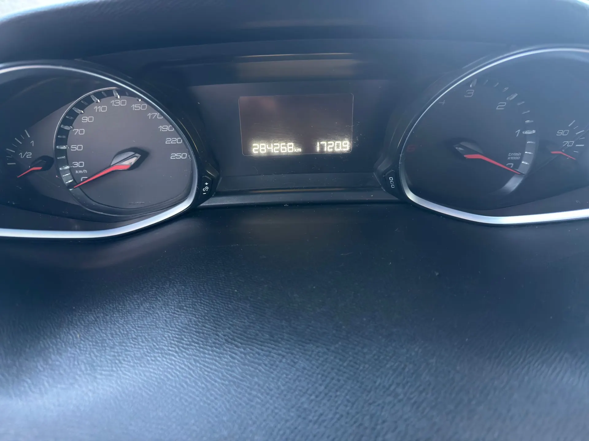 Peugeot 308 SW Allure 10