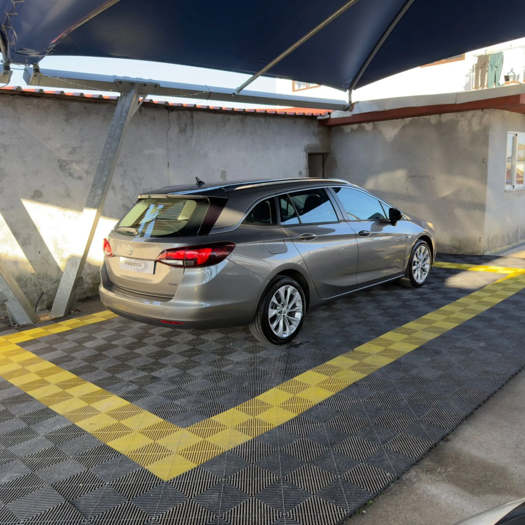 Opel Astra Sports Tourer 4