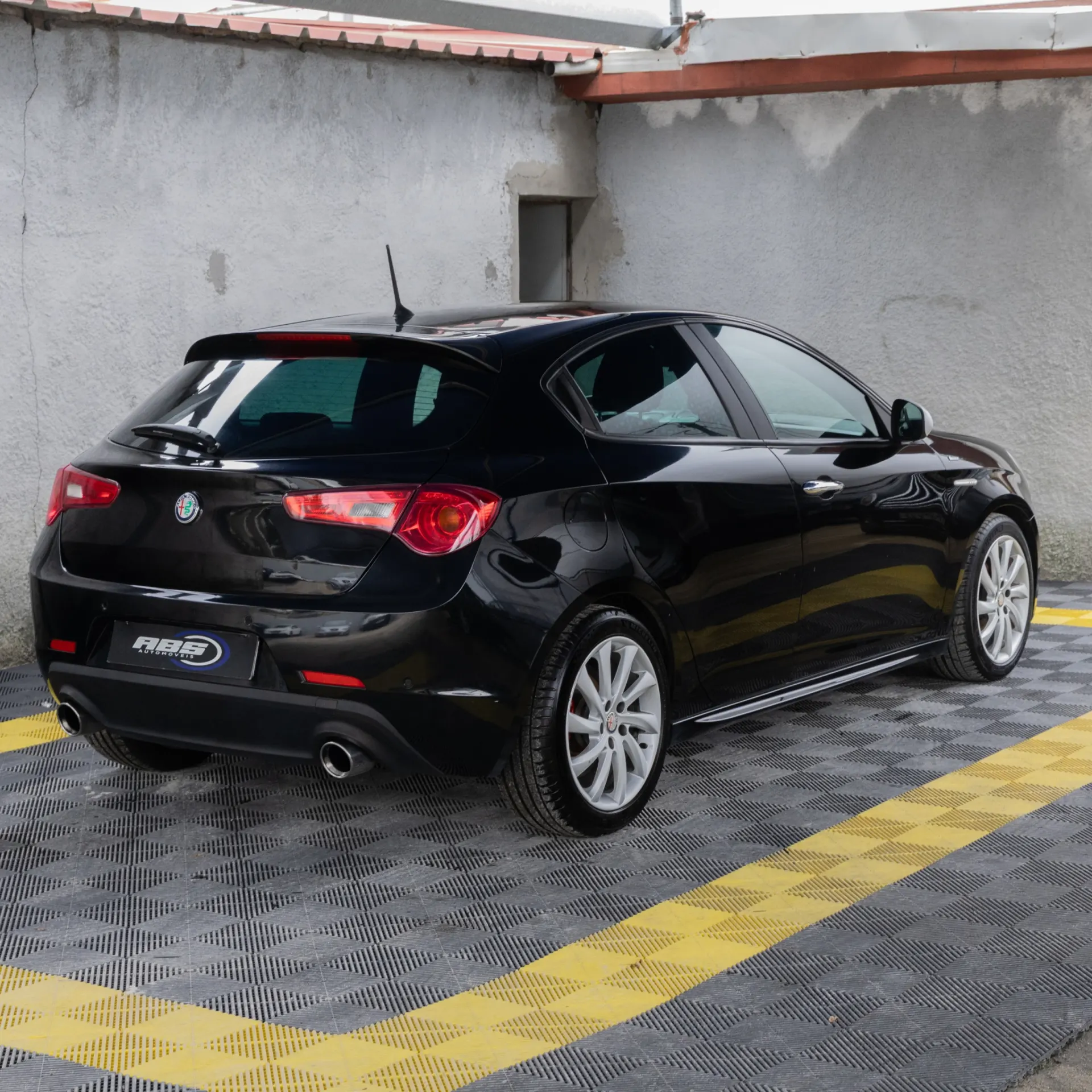 Alfa Romeo Giulietta 1.6 JTDm Veloce 5