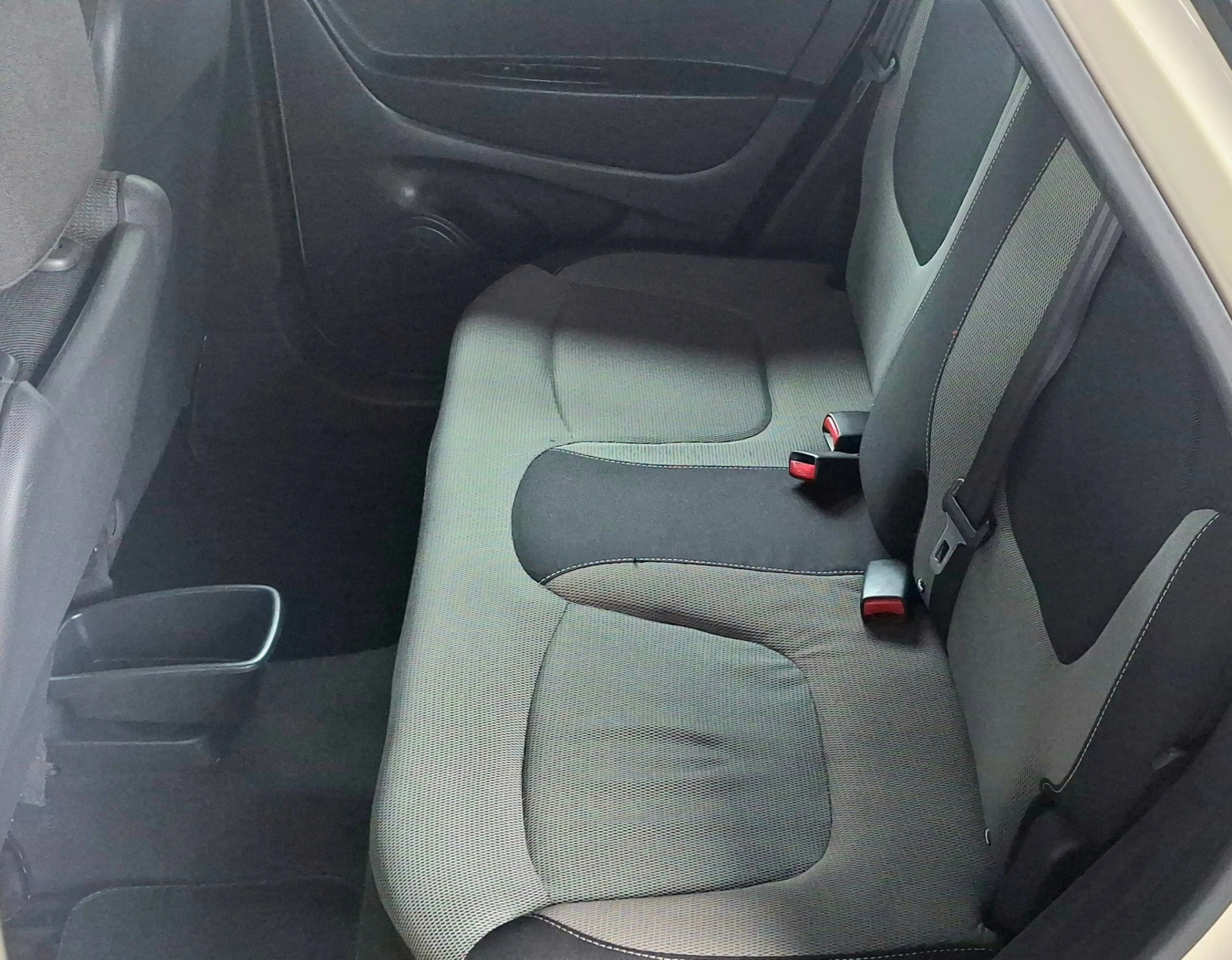 Renault Captur 1.5 dCi 8