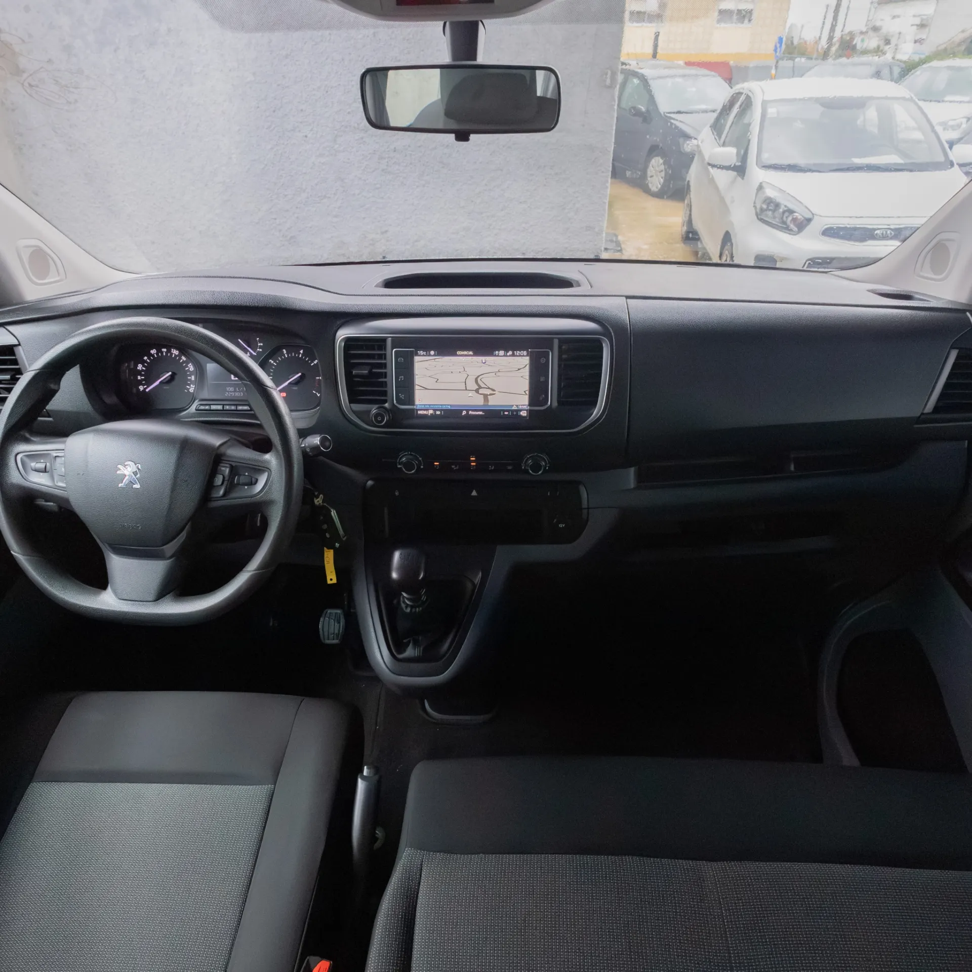 Peugeot Traveller 1.5 BlueHDi 9Lug - Long 20