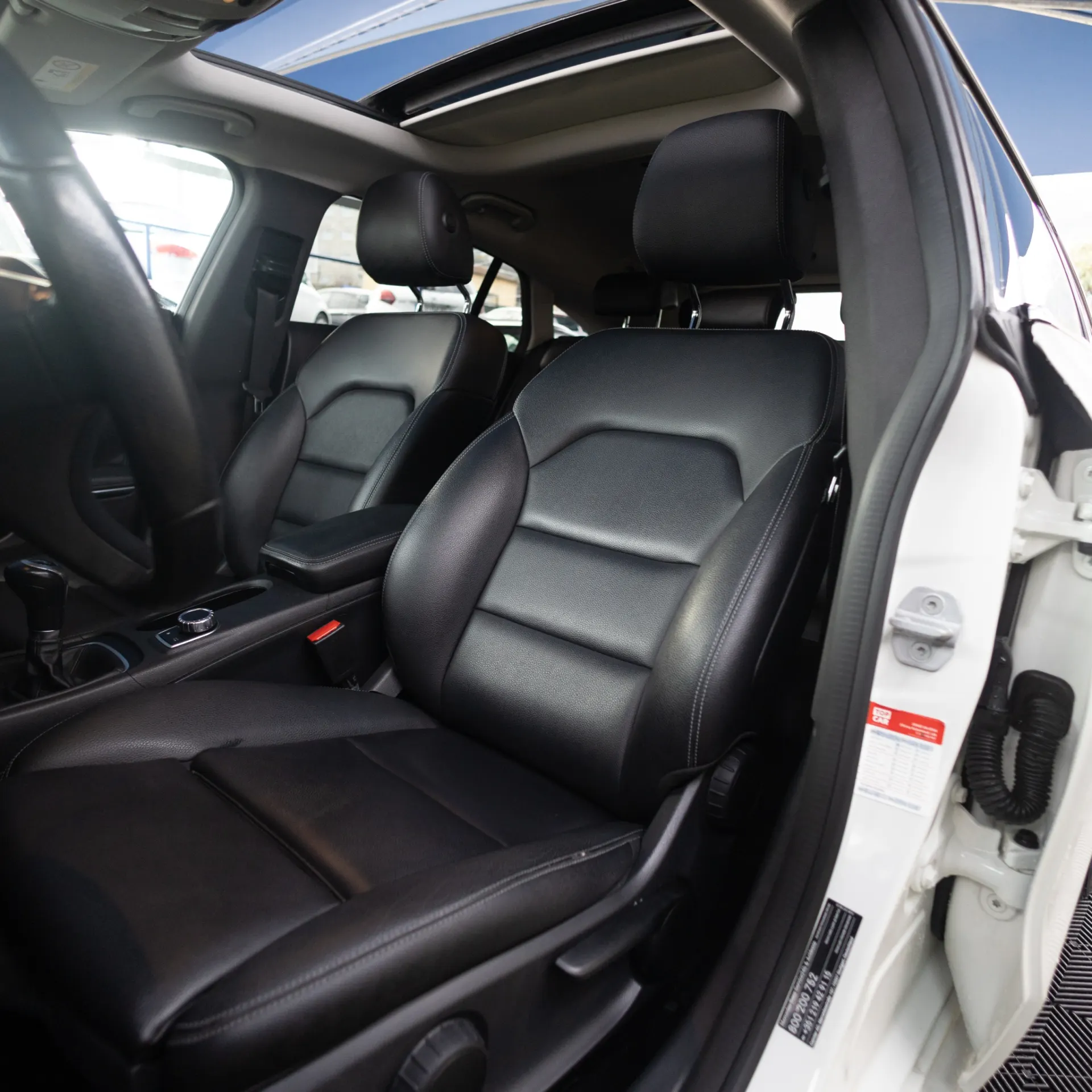 Mercedes-Benz CLA 180 8