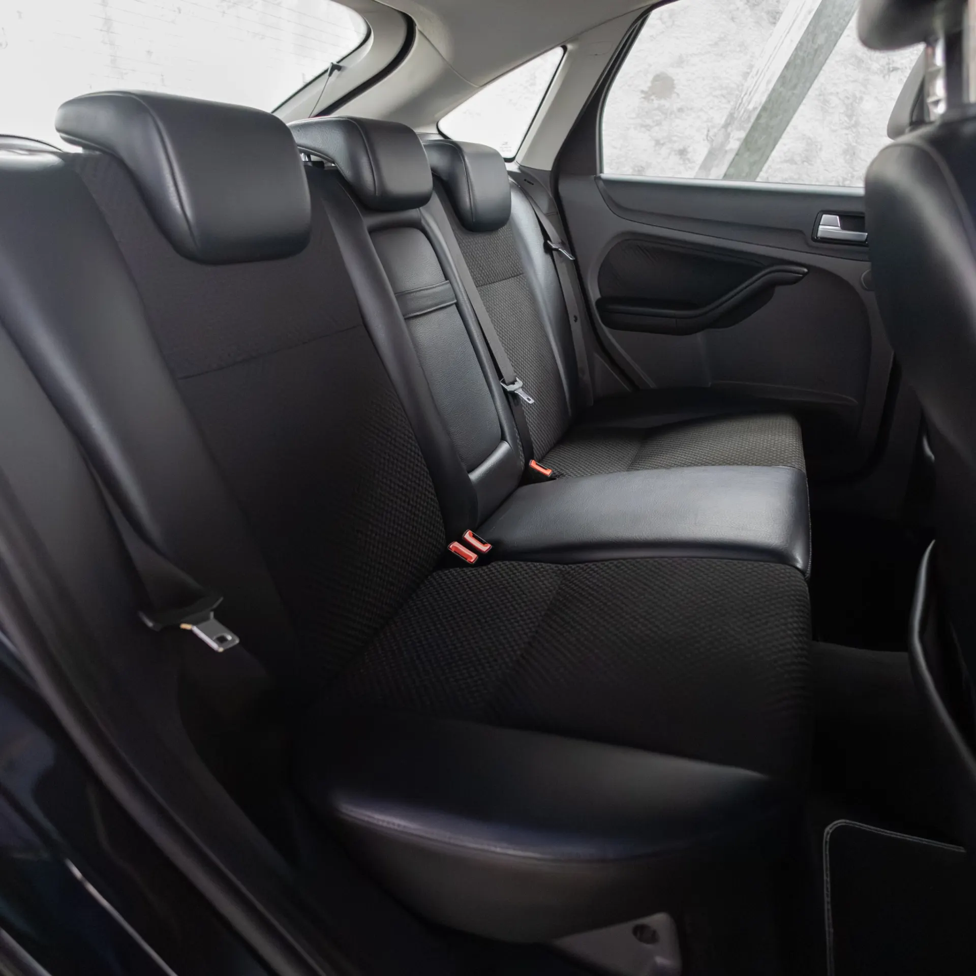 Ford Focus 1.6 TDCi Ghia 10