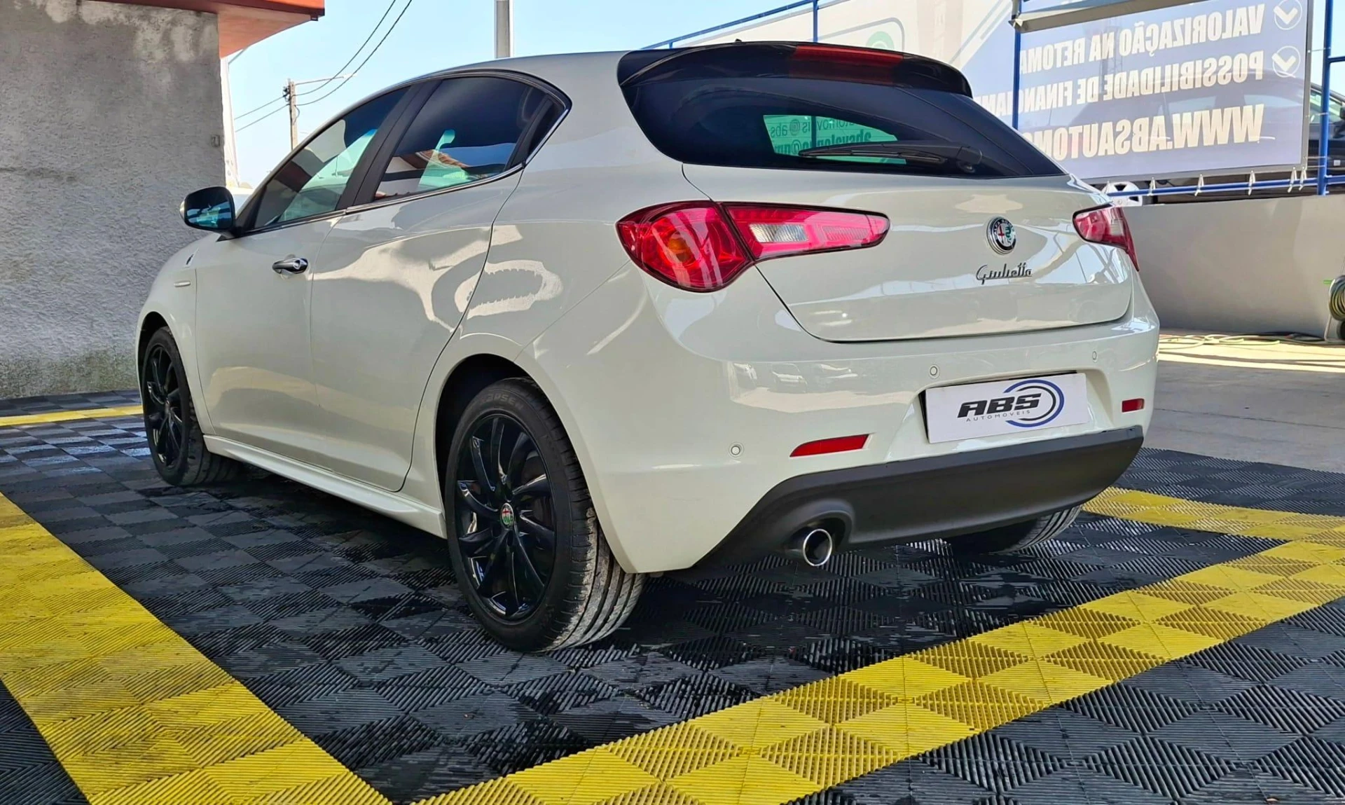 Alfa Romeo Giulietta 1.6 JTDm Progression 3