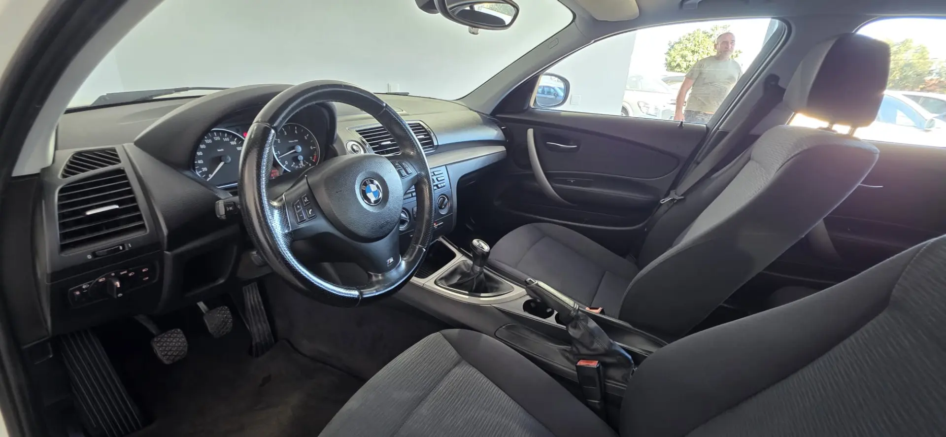 BMW 116 i Edition Sport 8