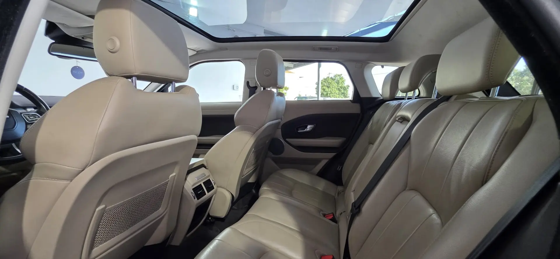 Land Rover Range Rover Evoque 2.0 D150 S 12