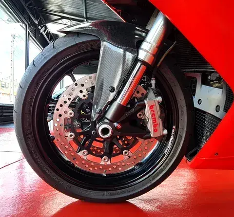 Ducati 848 15