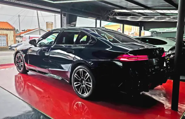BMW 520 d Pack M Auto 8