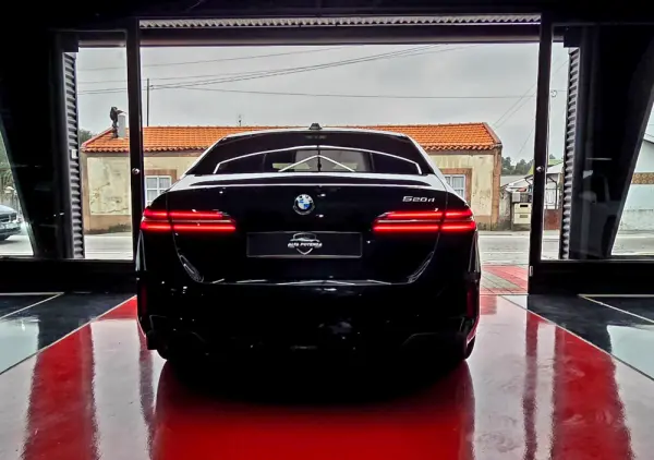 BMW 520 d Pack M Auto 11