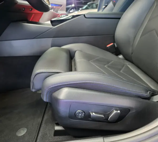 BMW 530 e Pack Desportivo M 31