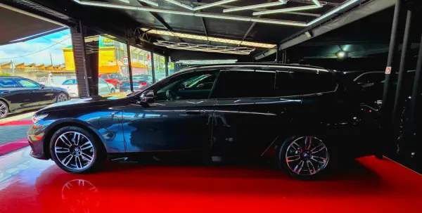 BMW 530 e Pack Desportivo M 9