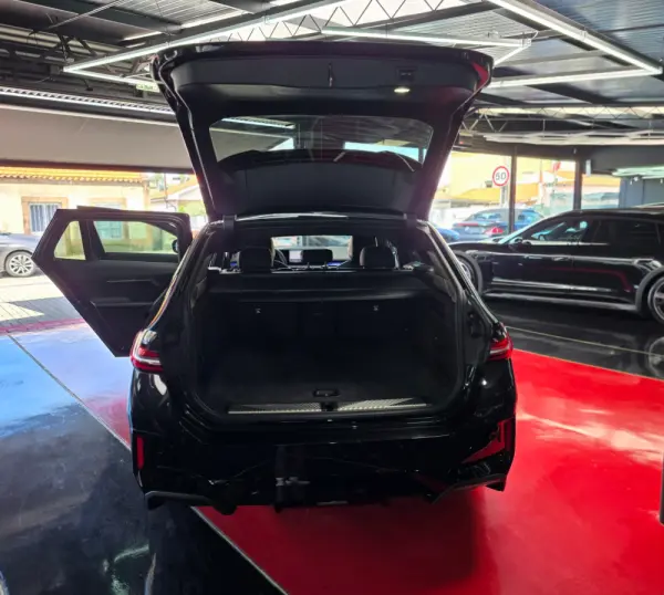 BMW 530 e Pack Desportivo M 30