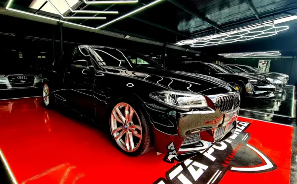 BMW M550d xDrive Auto 6