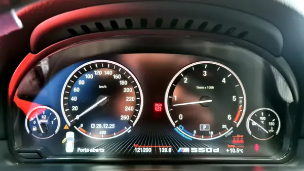 BMW M550d xDrive Auto 19