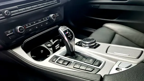 BMW M550d xDrive Auto 21