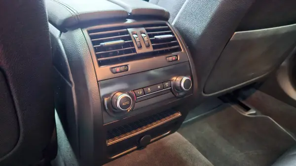 BMW M550d xDrive Auto 24