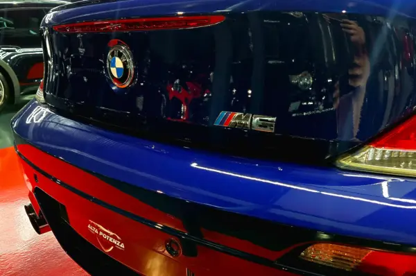BMW M6 V10 10