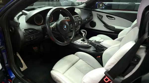 BMW M6 V10 24
