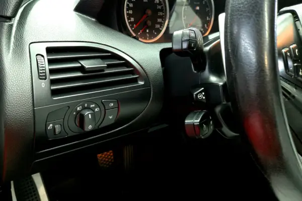 BMW M6 V10 28