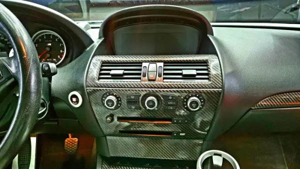 BMW M6 V10 34