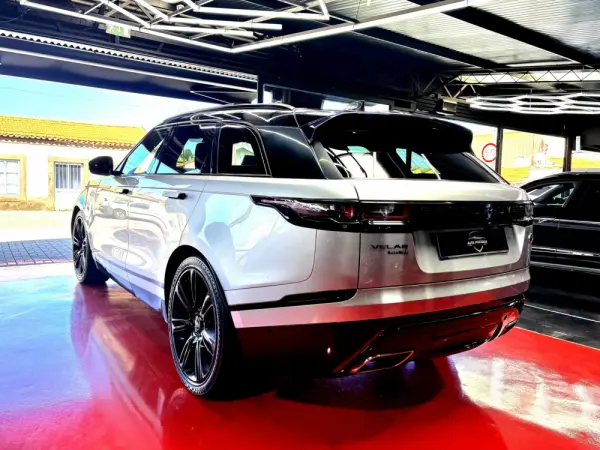 Land Rover Range Rover Velar 3.0 D R-Dynamic HSE 8