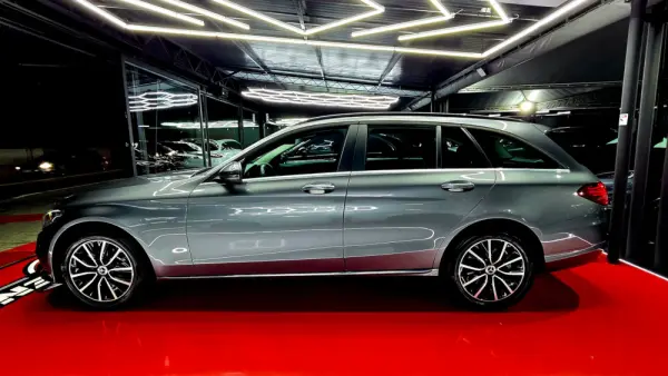 Mercedes-Benz C 180 d Station 9G-TRONIC 3