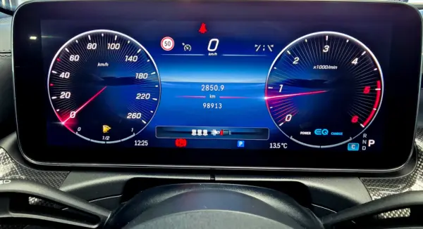 Mercedes-Benz C 300 d AMG Line 12